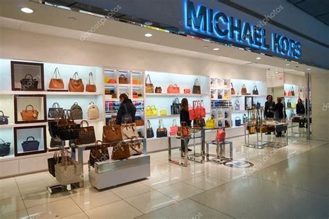 michael kors lausanne|Trouvez le magasin Michael Kors le plus près de chez vous.